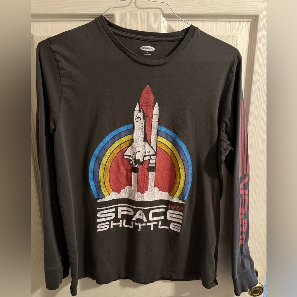 Old Navy NASA Space Shuttle Gray Long Sleeve Shirt Size Large